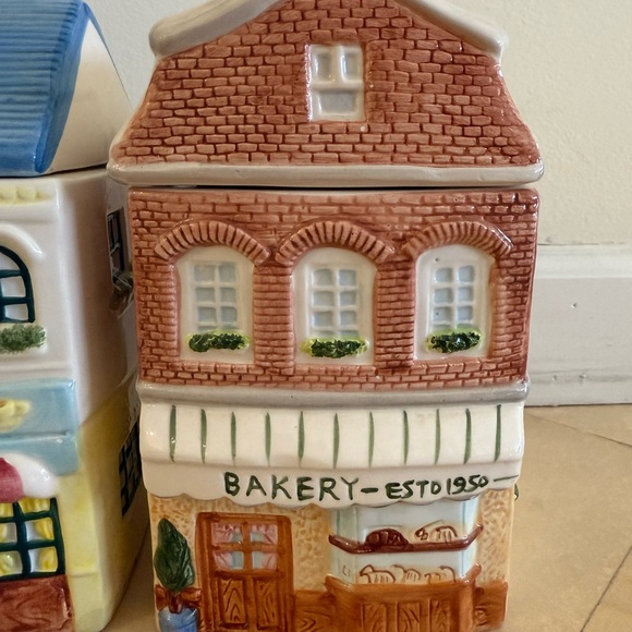 Vintage Village SET OF 4 Dry Good Jars - Picture 8 of 15